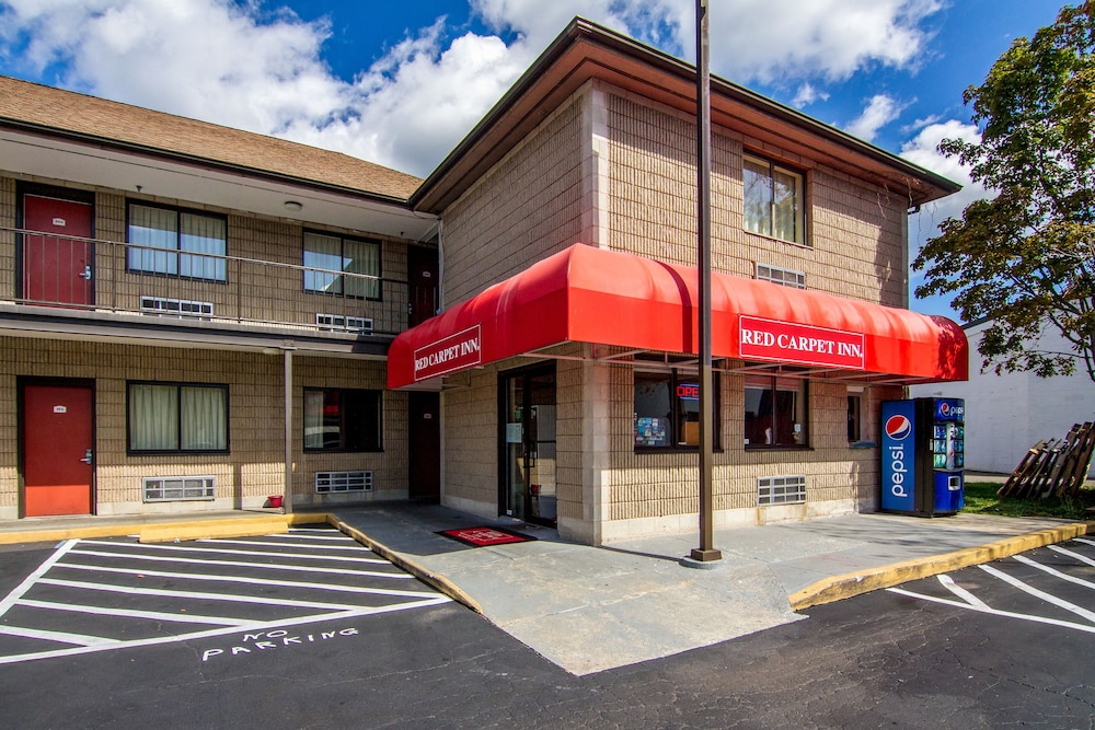 red carpet inn norwalk