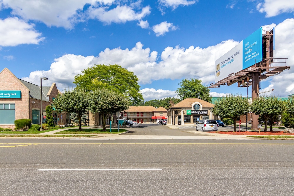 red carpet inn norwalk