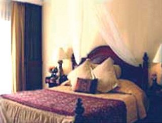 Santi Resort & Spa,Near Wat Manorom,4 star