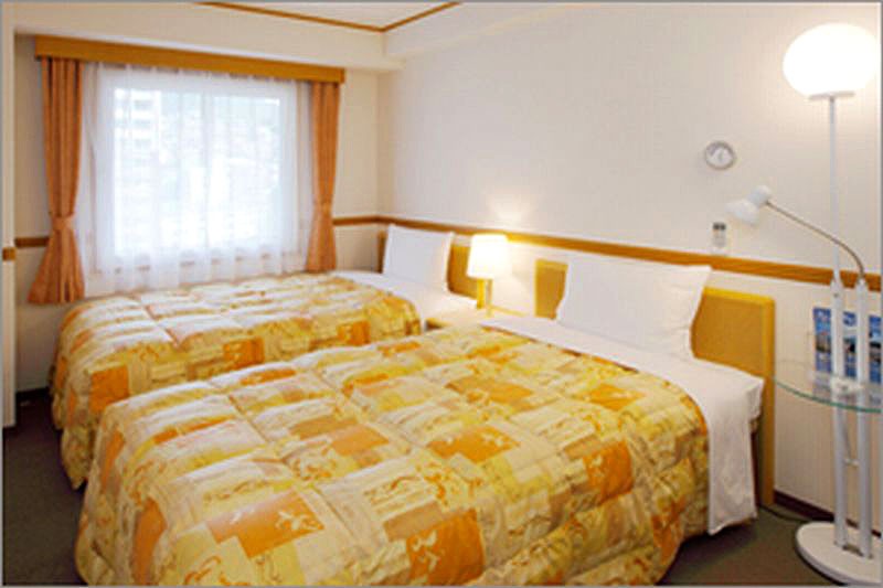 toyoko inn osaka jr noda ekimae