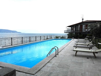 Villa Cappellina,Cecina>>Brescia,4 star