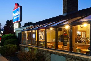 Americinn By Wyndham New Richmond,Marine On St. Croix>>Hudson,3 star