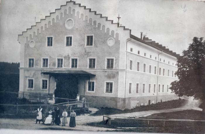 landhotel alte zollstation historical building