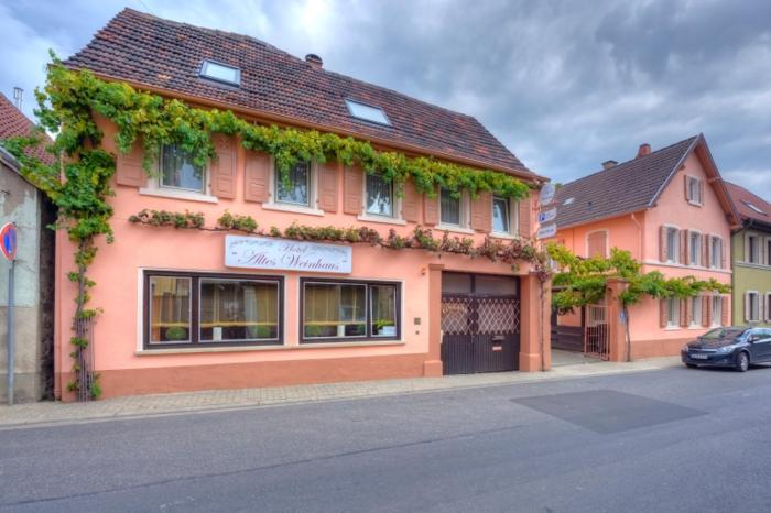 hotel pension altes weinhaus