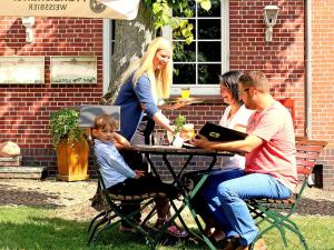 Hotel & Gasthaus Zur Linde,Bad Fallingbostel>>Achim,3 star