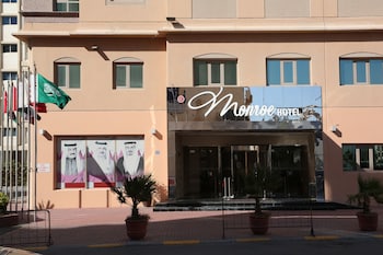 monroe hotel and suites