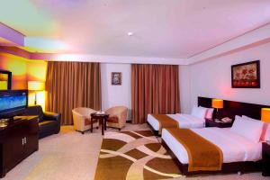 Monroe Hotel & Suites,Near Dolphin Resort,4 star