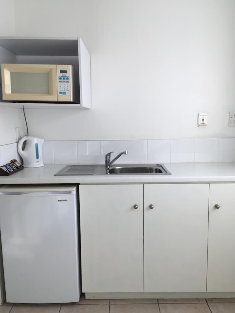 gothic heights motel