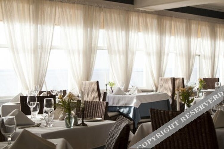 auberge sur mer