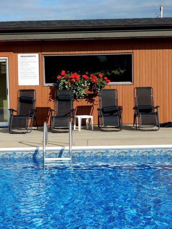 Complexe Hotelier Escoumins,Les Escoumins>>Forestville,3 star