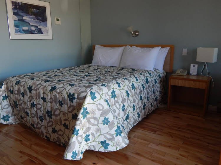 Complexe Hotelier Escoumins,Les Escoumins>>Forestville,3 star