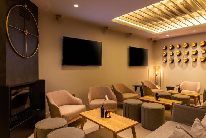 liquid hotel apartments