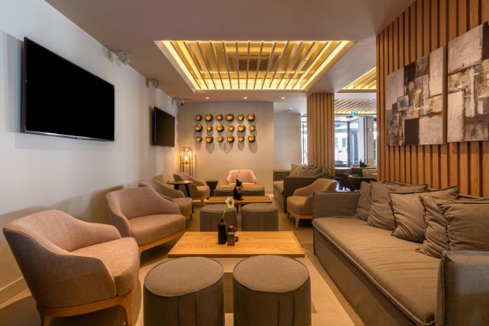 liquid hotel apartments