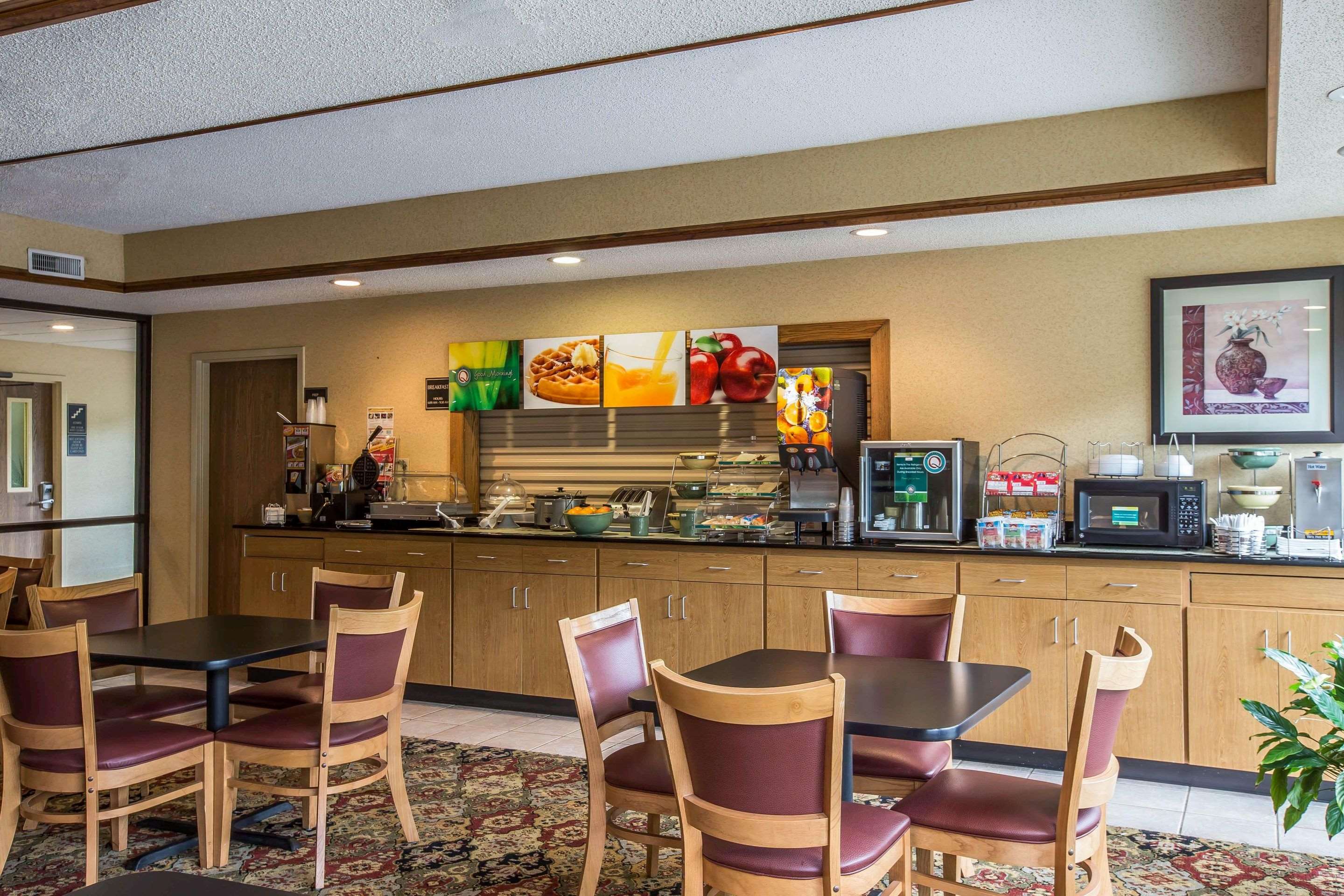 quality inn rogersville