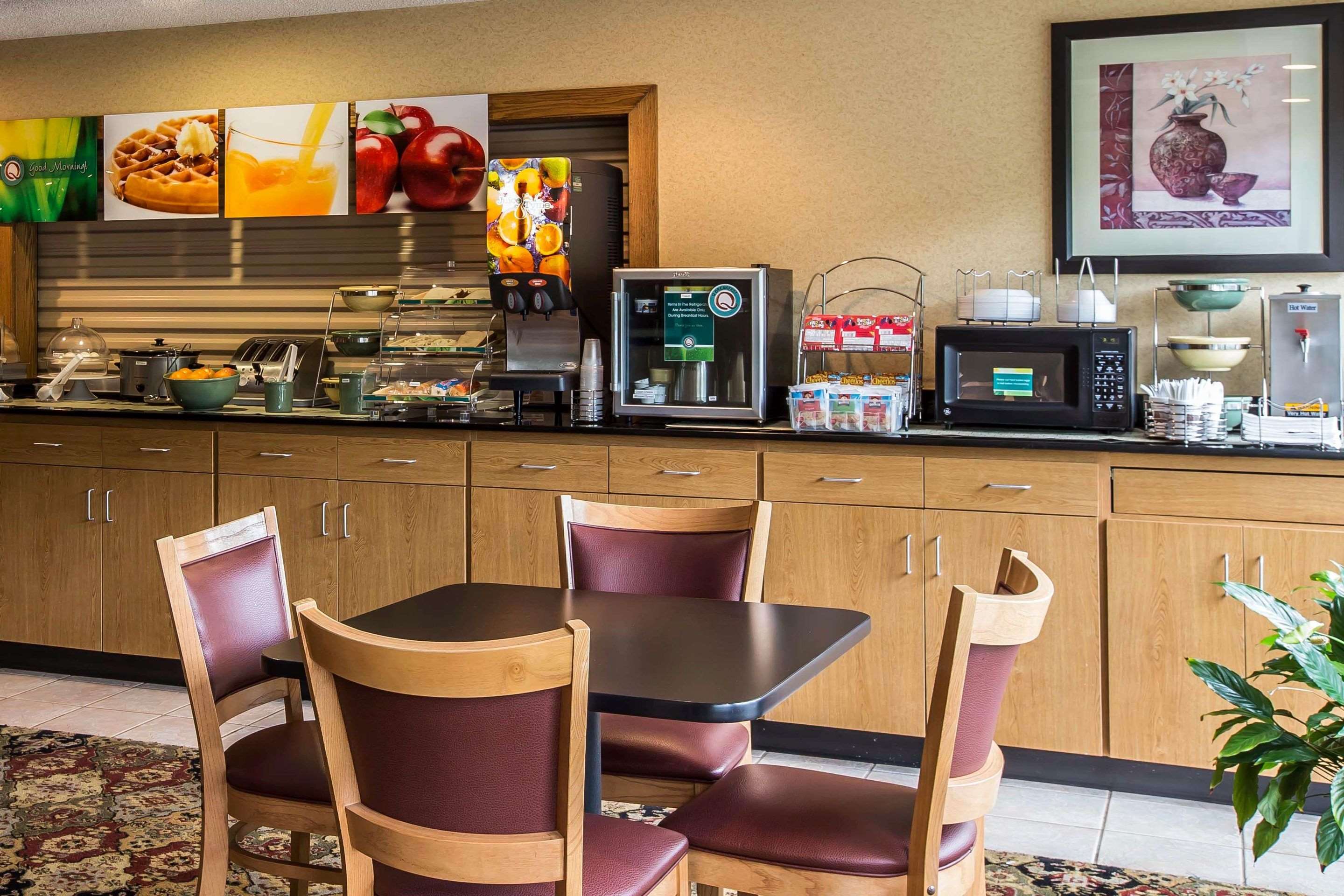 quality inn rogersville