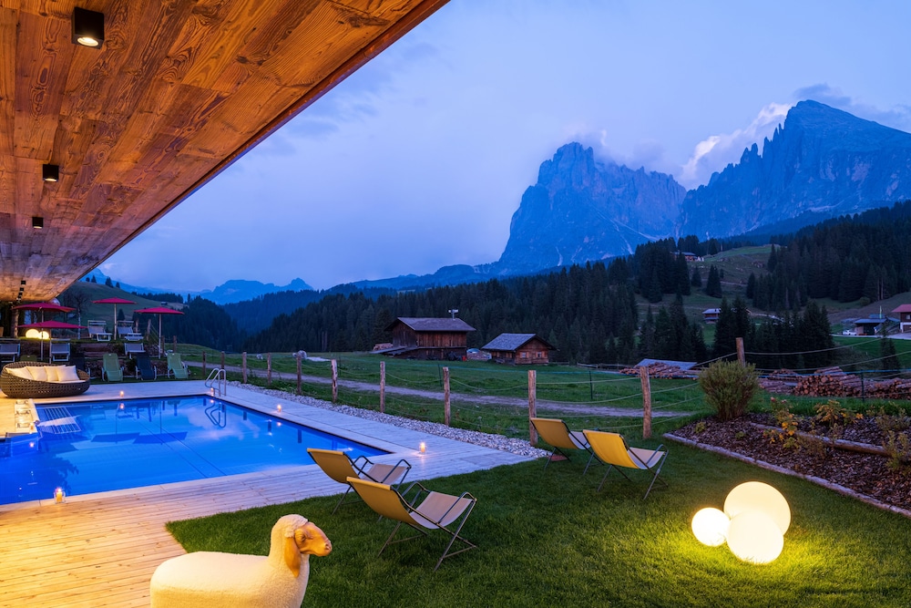 saltria your alpine experience