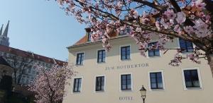 Hotel Zum Hothertor,Near St. Peter's Church,2 star