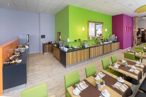 amh airport messe hotel