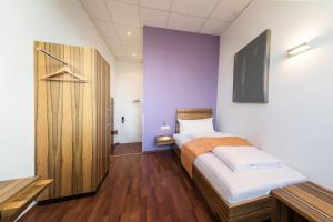 amh airport messe hotel