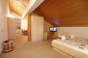 Hotel Cafe Hanfstingl,Dietramszell>>Bad Tölz-Wolfratshausen,3 star