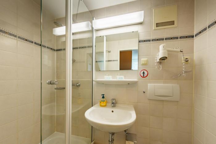 city pension dessau ro lau