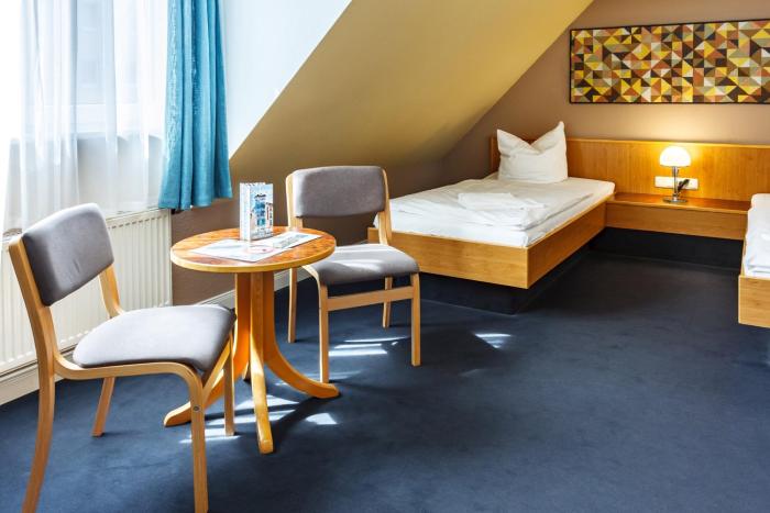 city pension dessau ro lau