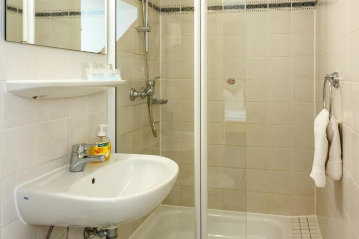 city pension dessau ro lau