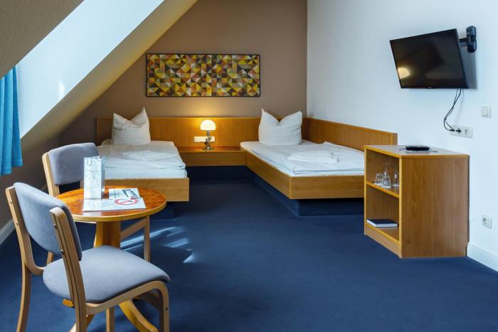 city pension dessau ro lau