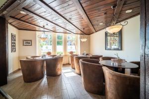 le petit palais hotel pension