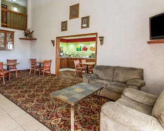 quality inn burlington near hwy 34