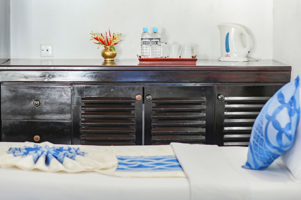 dalawella beach resort