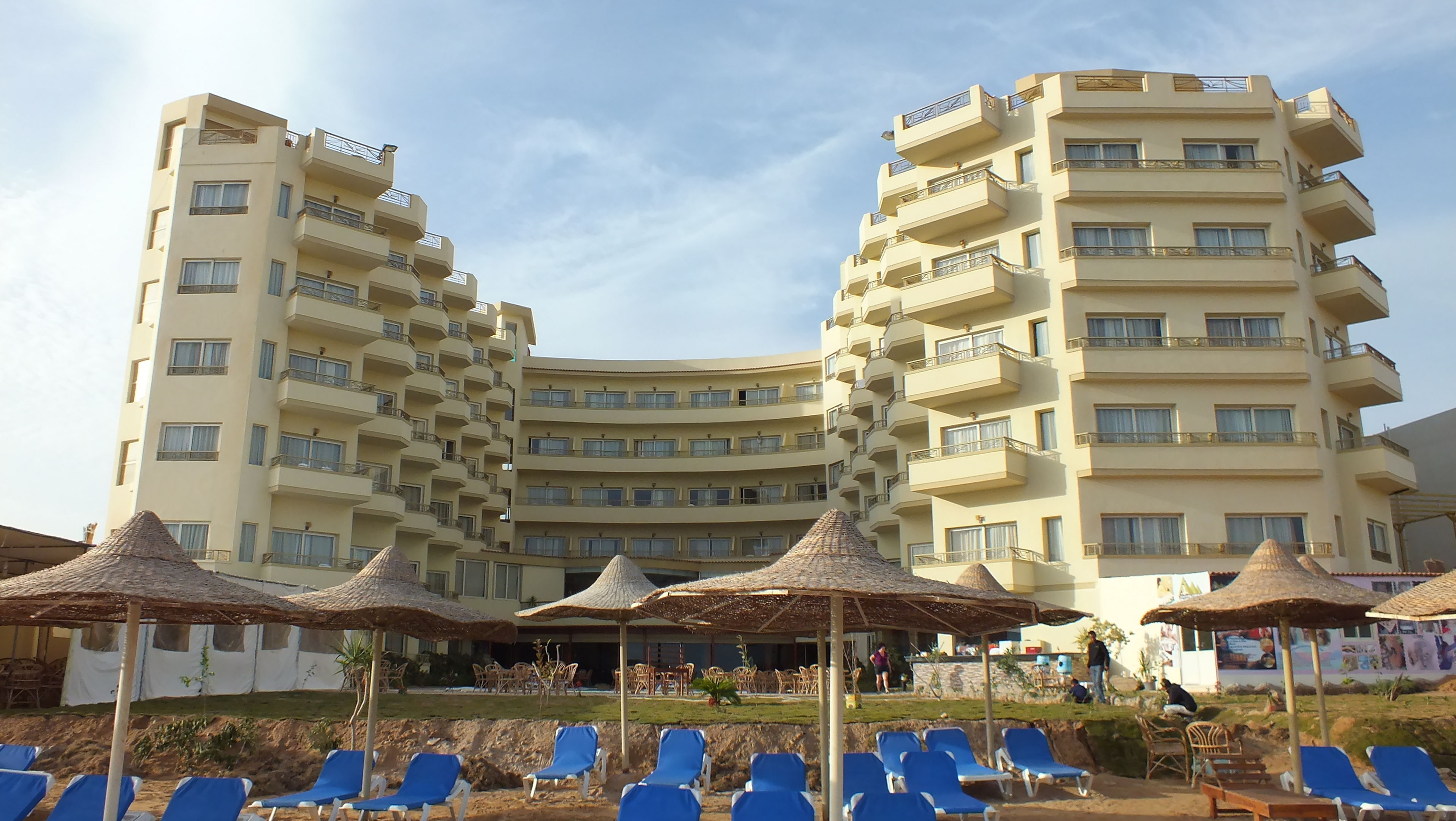 magic beach hotel hurghada
