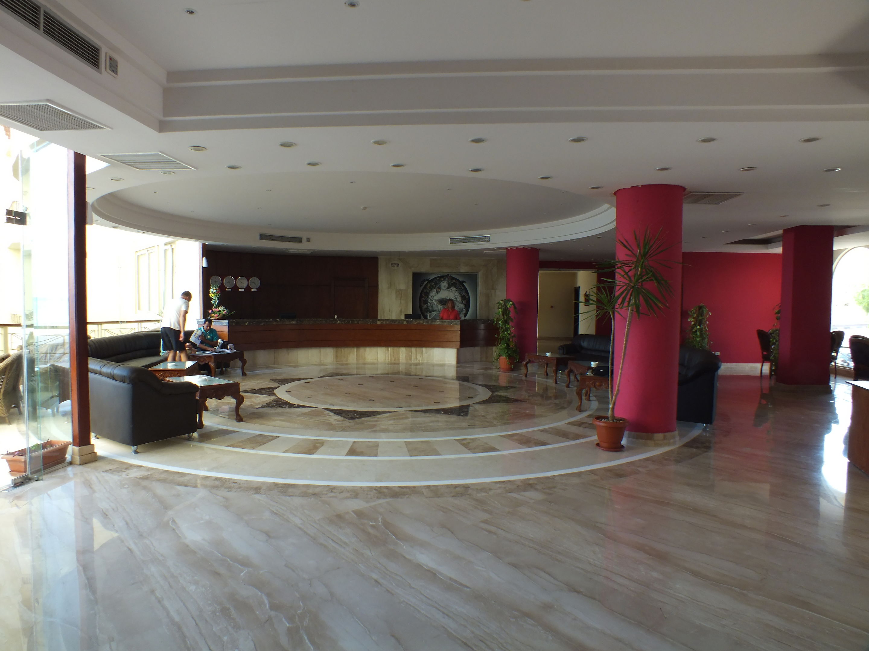 magic beach hotel hurghada