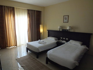magic beach hotel hurghada