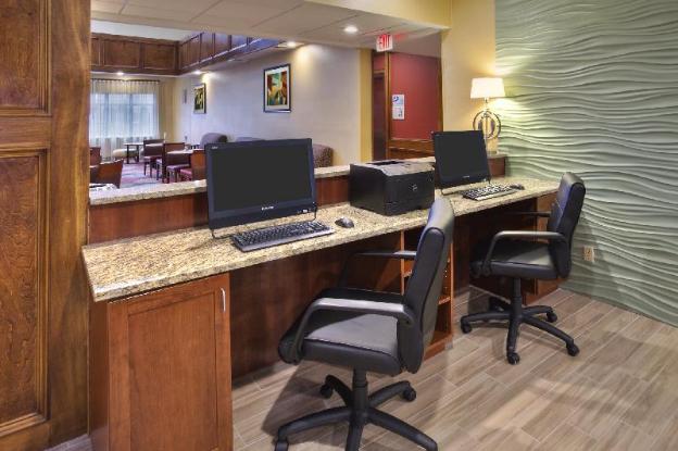 holiday inn express hotel and suites frankenmuth by ihg