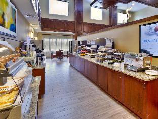 holiday inn express hotel and suites frankenmuth by ihg