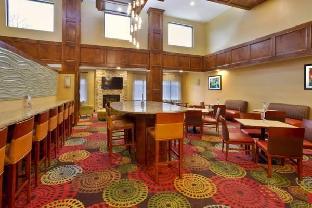 holiday inn express hotel and suites frankenmuth by ihg