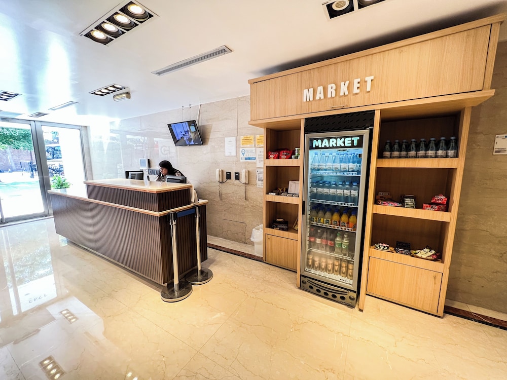 cyan recoleta hotel