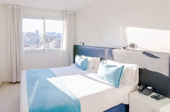 cyan recoleta hotel