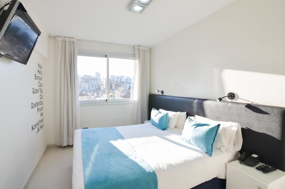 cyan recoleta hotel
