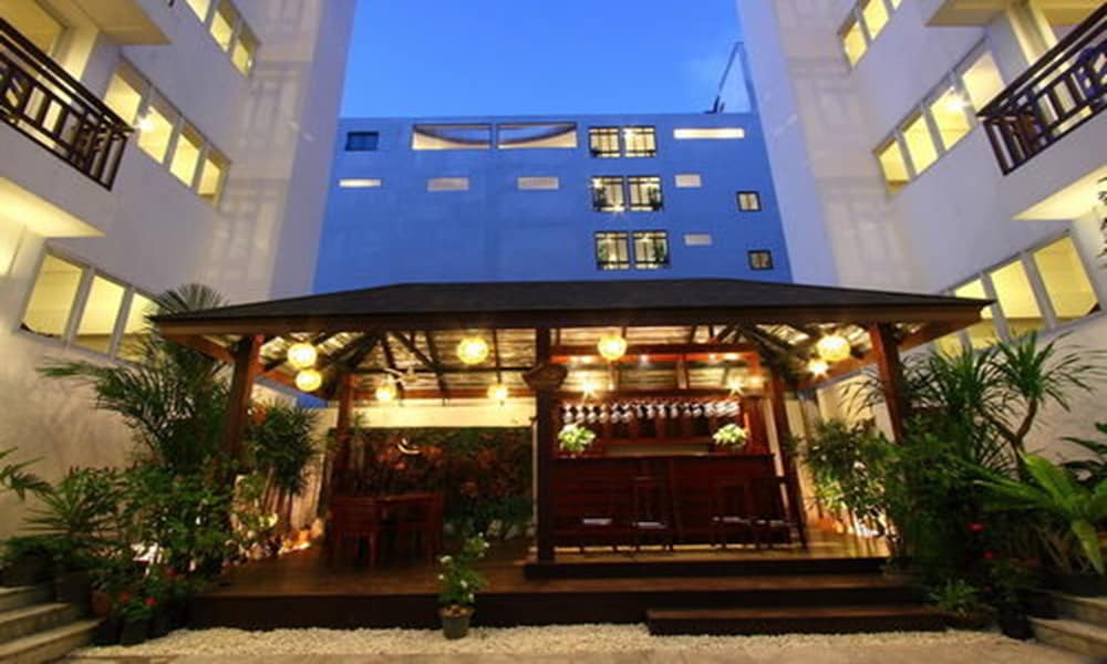 sabaidee at lao hotel