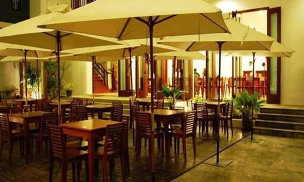 sabaidee at lao hotel