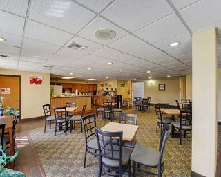 Americas Best Value Inn Pharr,Near Smitty's Juke Box Museum,3 star