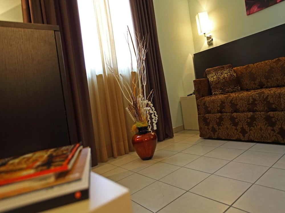 euro hotel