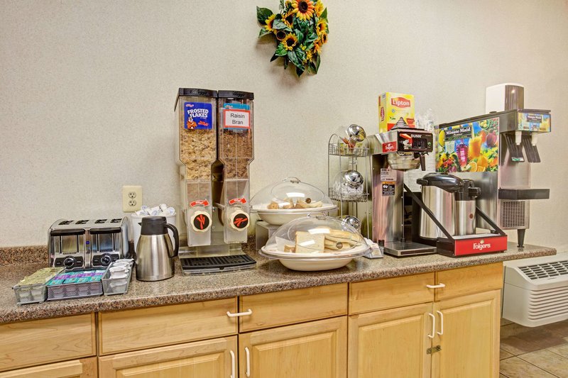 howard johnson by wyndham pikesville