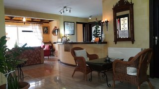 lapida garden hotel