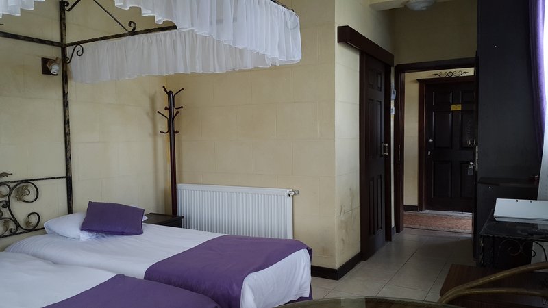 lapida garden hotel