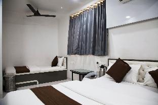 hotel satellite