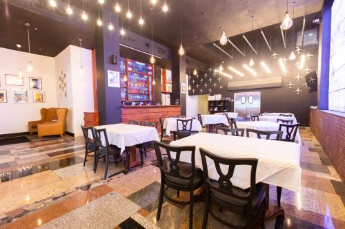 sherry frontenac oceanfront hotel