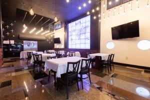 sherry frontenac oceanfront hotel